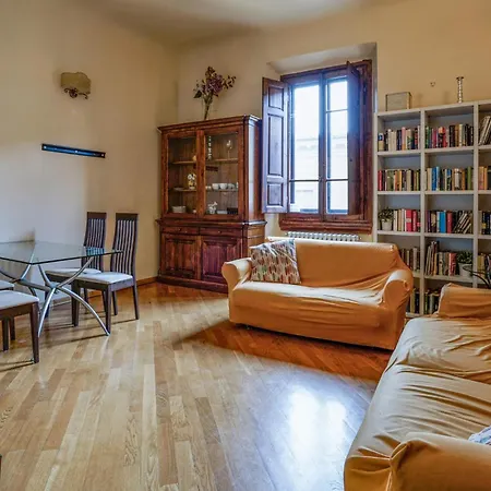 2 Bedroom Cozy In Apartment *