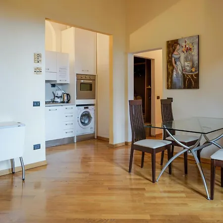 2 Bedroom Cozy In *