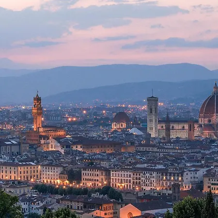2 Bedroom Cozy In * Florence