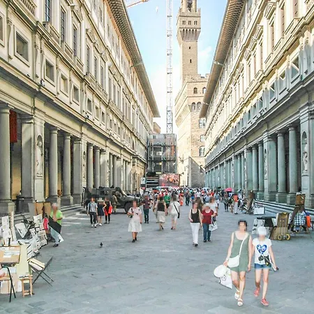 2 Bedroom Cozy In * Firenze
